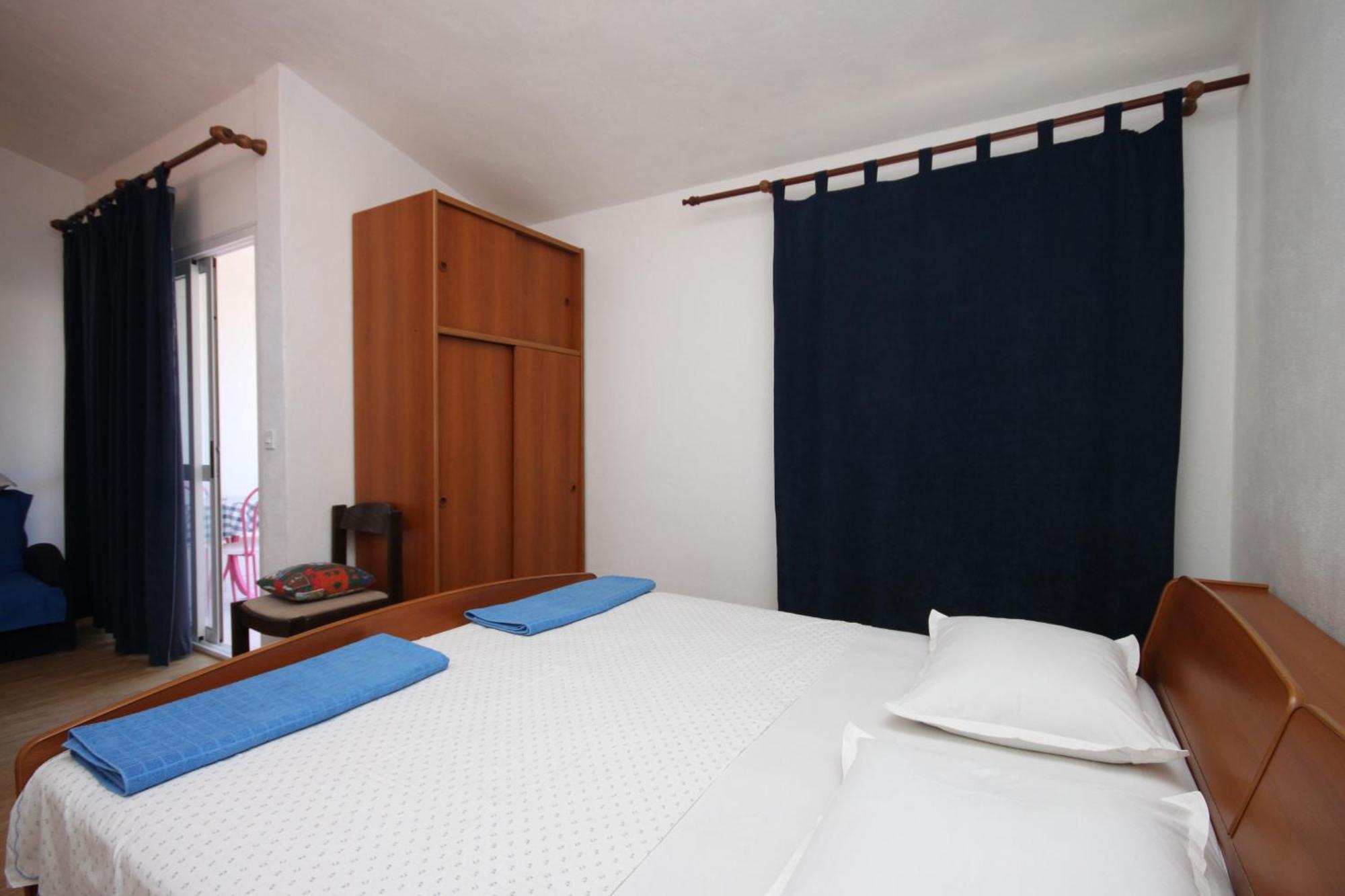 Apartments By The Sea Drvenik Donja Vala, Makarska - 6756 Cameră foto